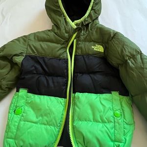 The north face kids down jacket 3 T